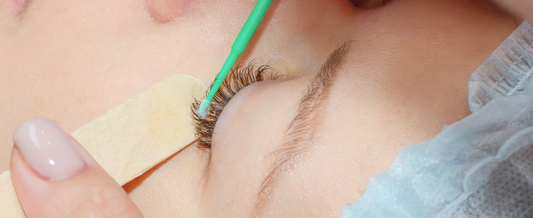 Should You Remove Eyelash Extensions at Home?